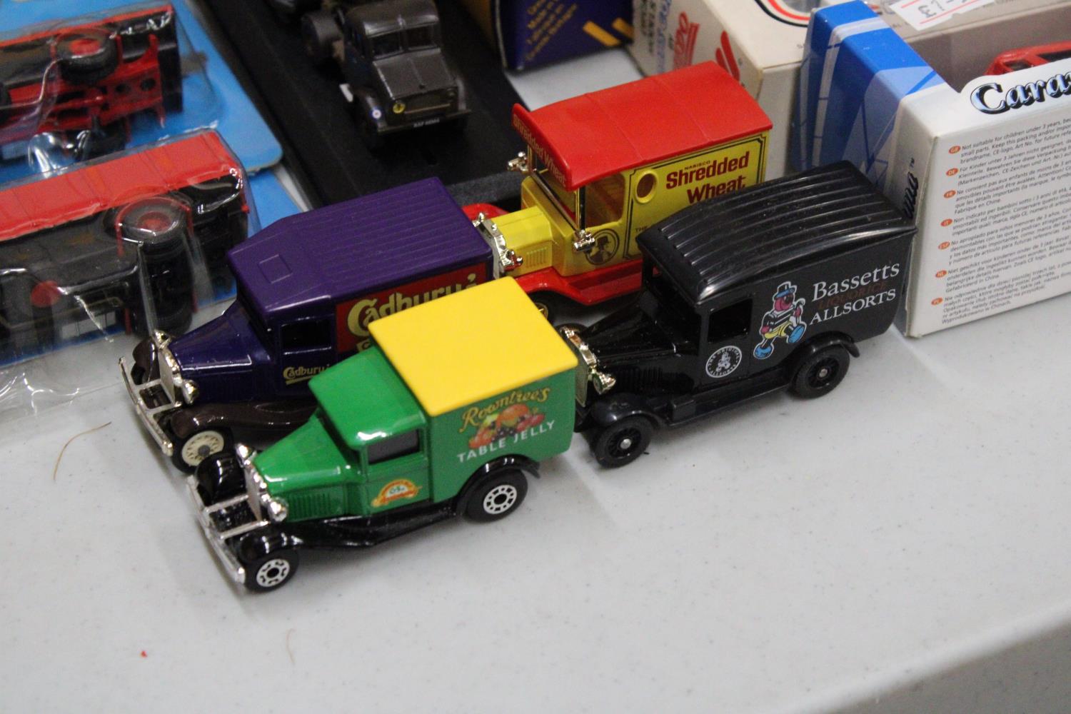 A MIXED COLLECTION OF VARIOUS LORRIES, WAGONS, VANS, BUSES ETC. - Image 5 of 5