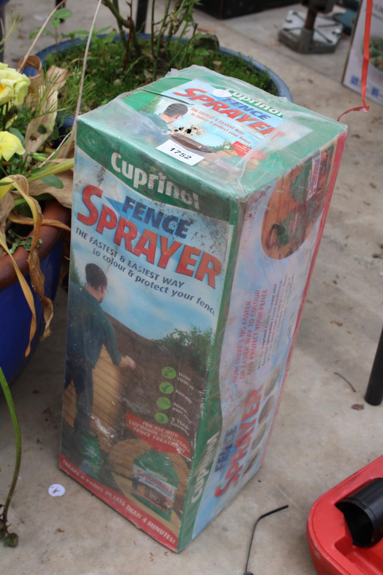 AN AS NEW AND BOXED CUPRINOL FENCE SPRAYER