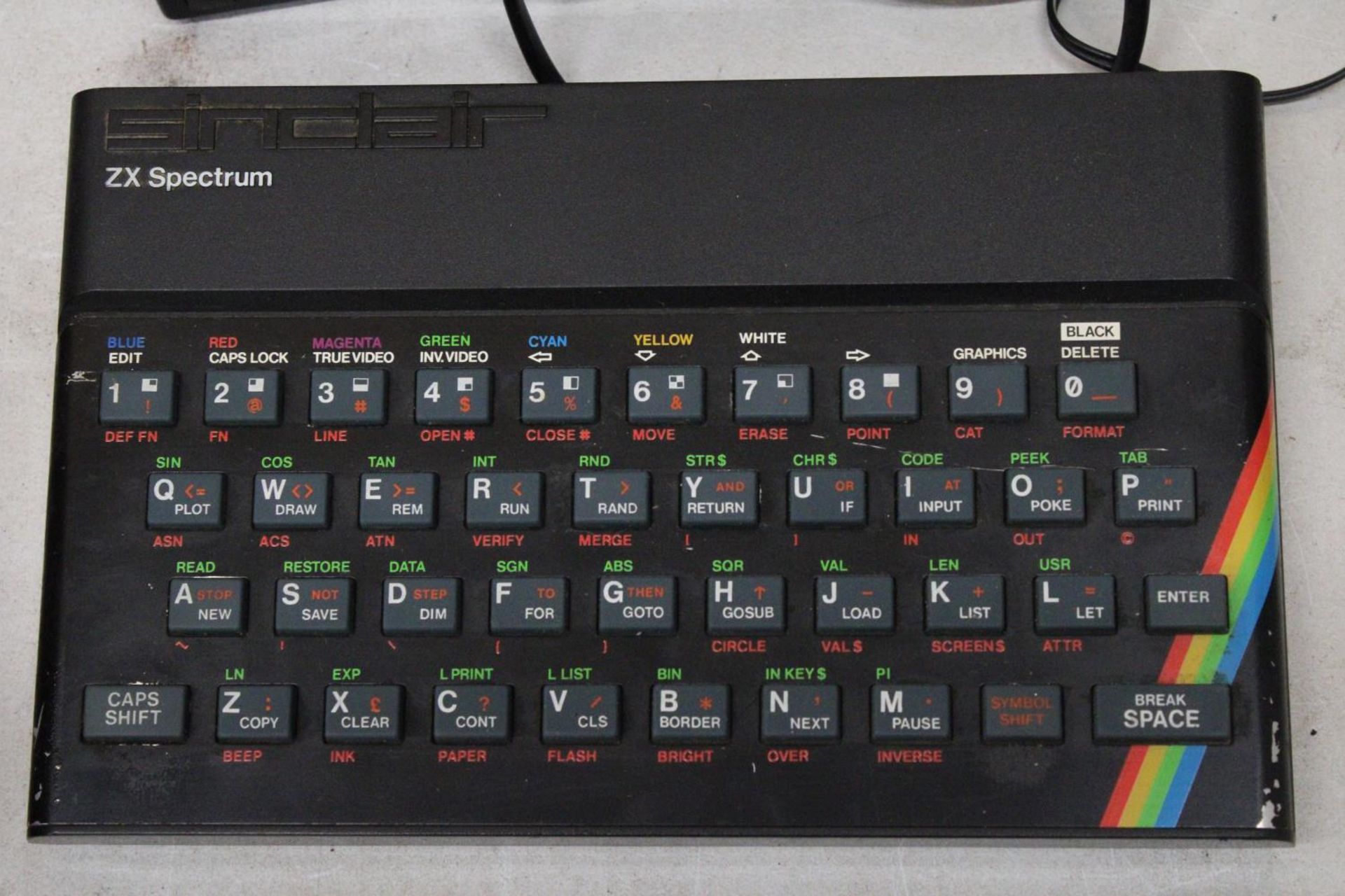 A SINCIAIR ZX SPECTRUM WITH POWER SUPPLY - Image 2 of 2