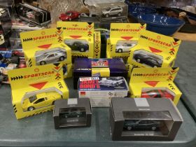 AN ASSORTMENT OF BOXED MODEL CARS TO INCLUDE A CORGI TOYS JAMES BOND ASTON MARTIN D.B.5 AND A NEW