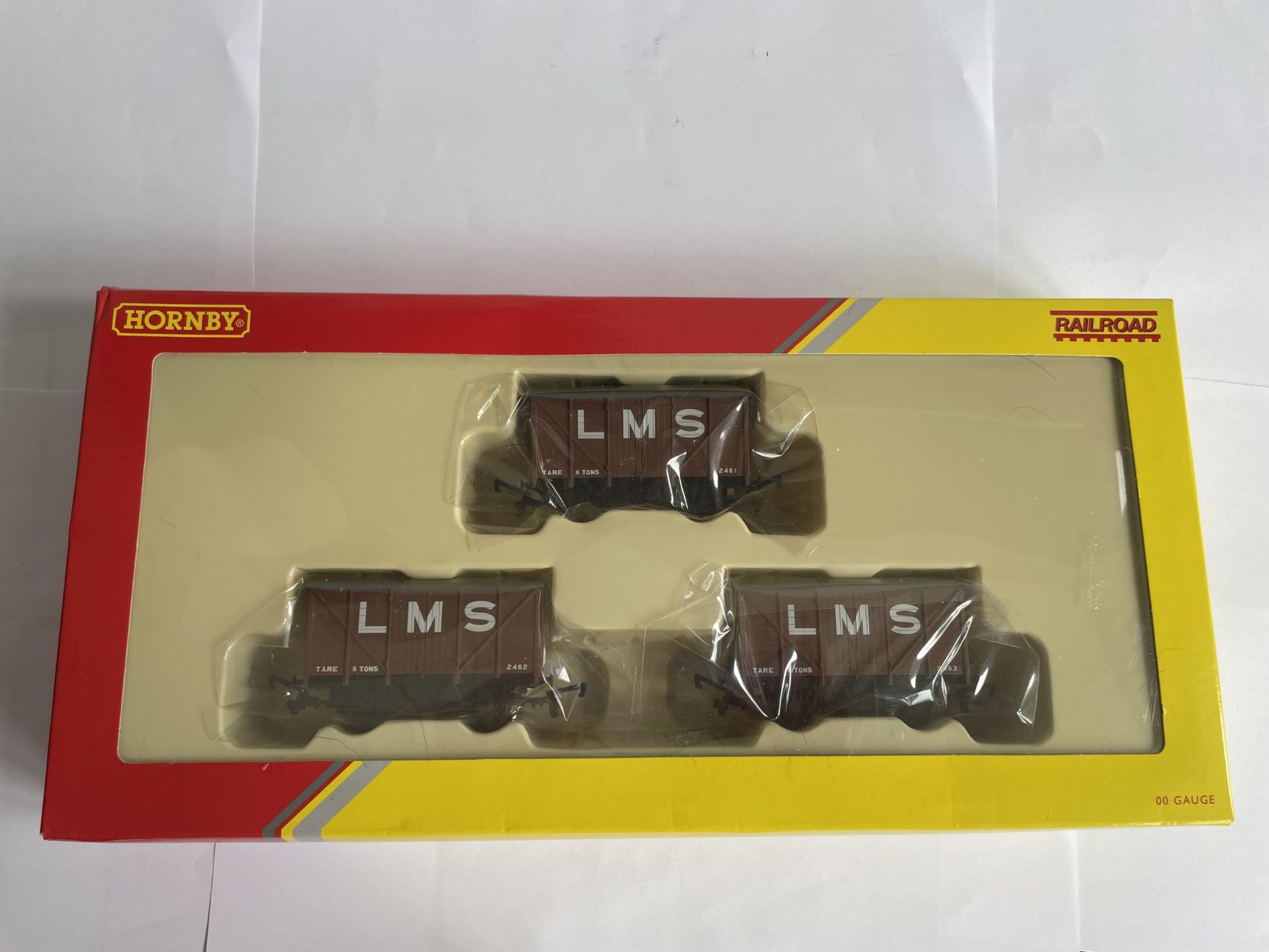 TWO AS NEW AND BOXED HORNBY 00 GAUGE SETS TO INCLUDE THE BREAKDOWN PACK AND A PACK OF THREE LMS - Image 4 of 5