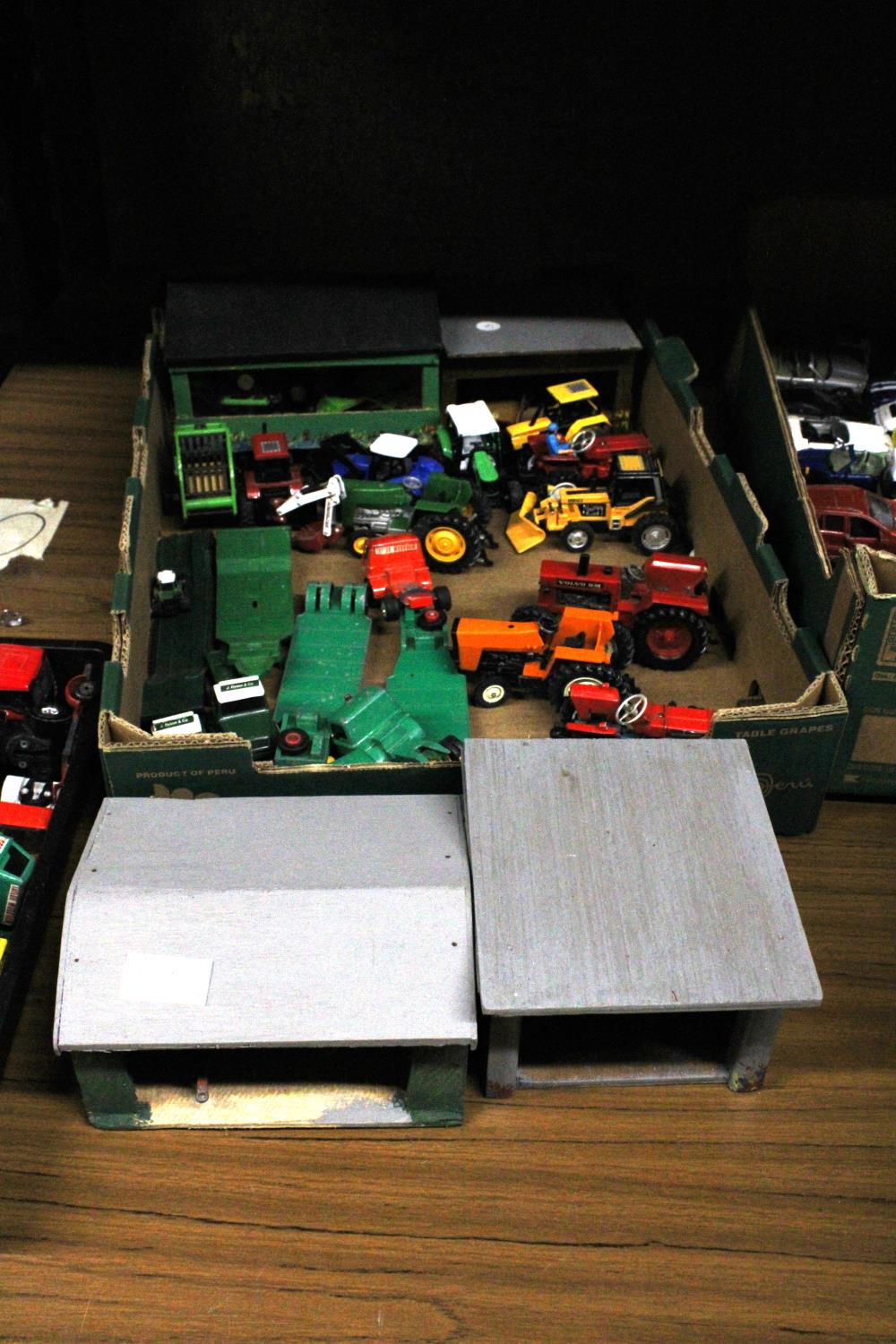 A QUANTITY OF FARM RELATED TOYS AND BUILDINGS