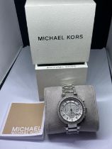 A MICHAEL KORS WRIST WATCH IN A PRESENTATION BOX SEEN WORKING BUT NO WARRANTY