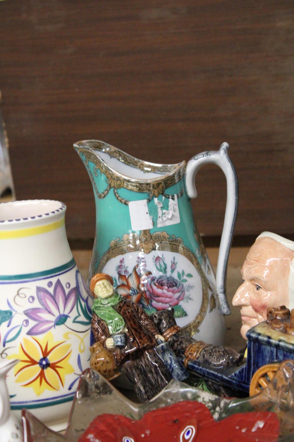 A QUANTITY OF COLLECTABLES TO INCLUDE TWO POOLE VASES,A AYNSLEY "COTTAGE GARDEN" OWL TRINKET BOX, - Image 5 of 5