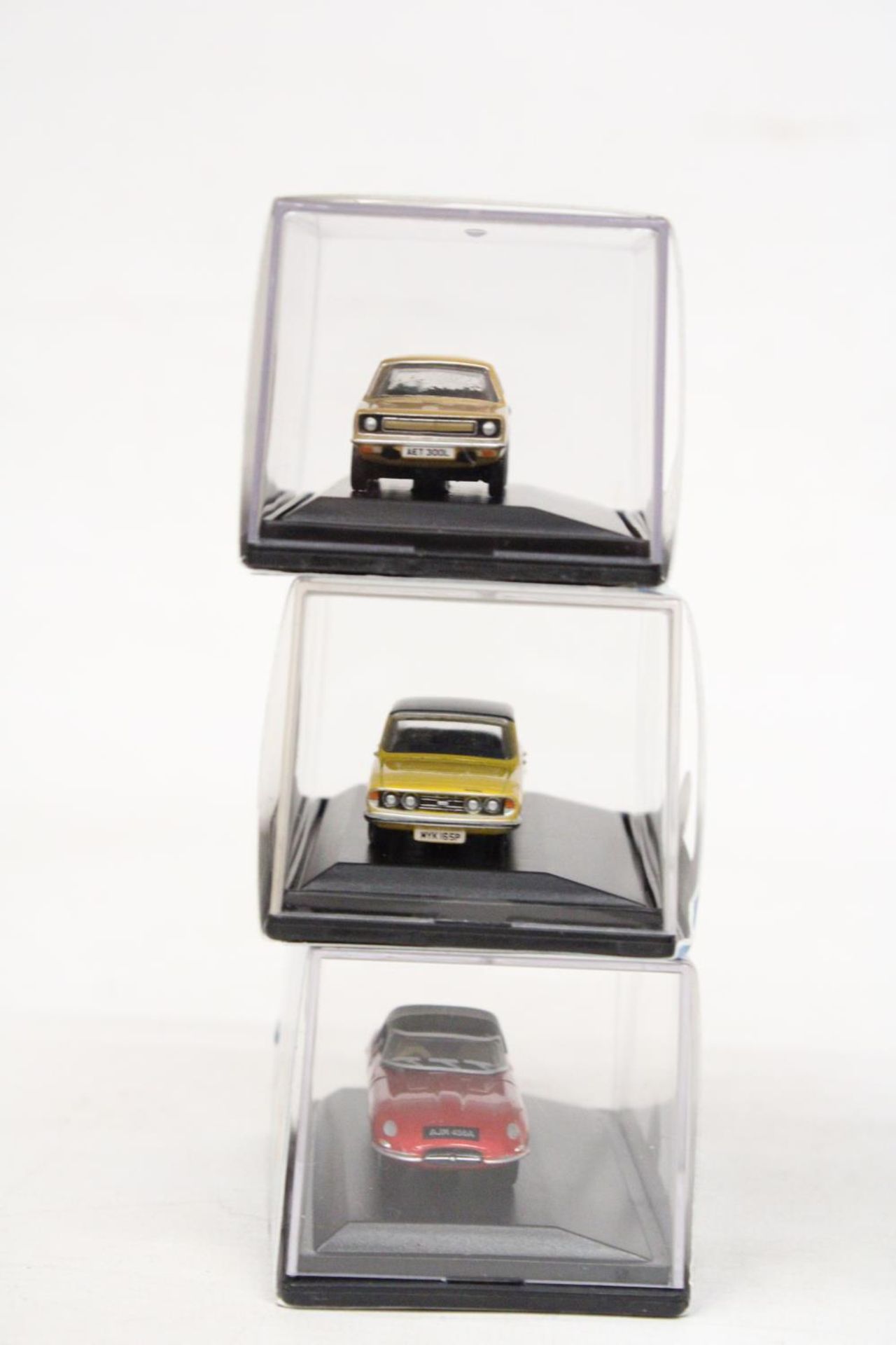 SIX VARIOUS AS NEW AND BOXED OXFORD AUTOMOBILE COMPANY VEHICLES - Image 5 of 8