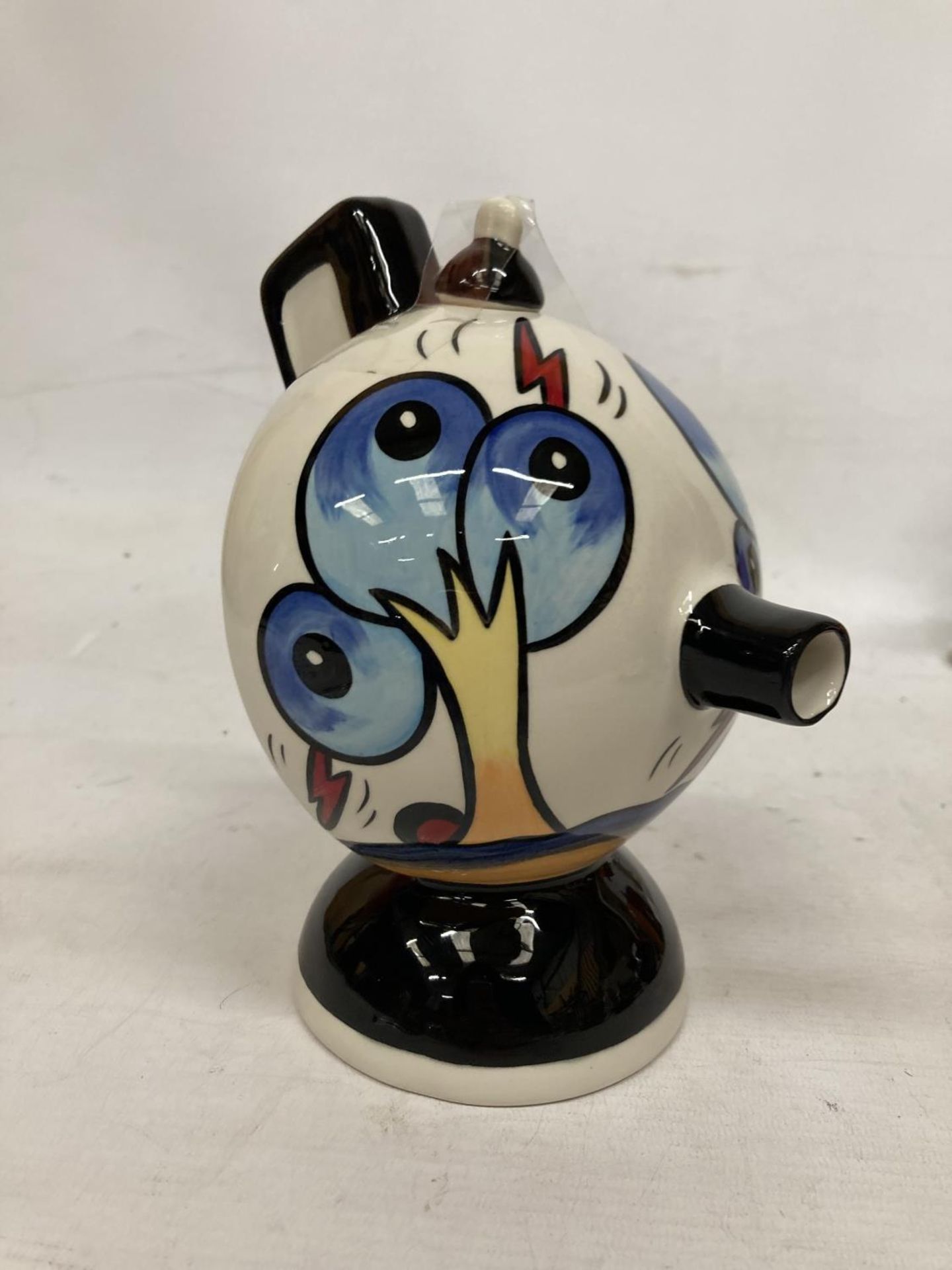 A LORNA BAILEY HAND PAINTED AND SIGNED TEAPOT BURSLEY WAY - Image 7 of 8