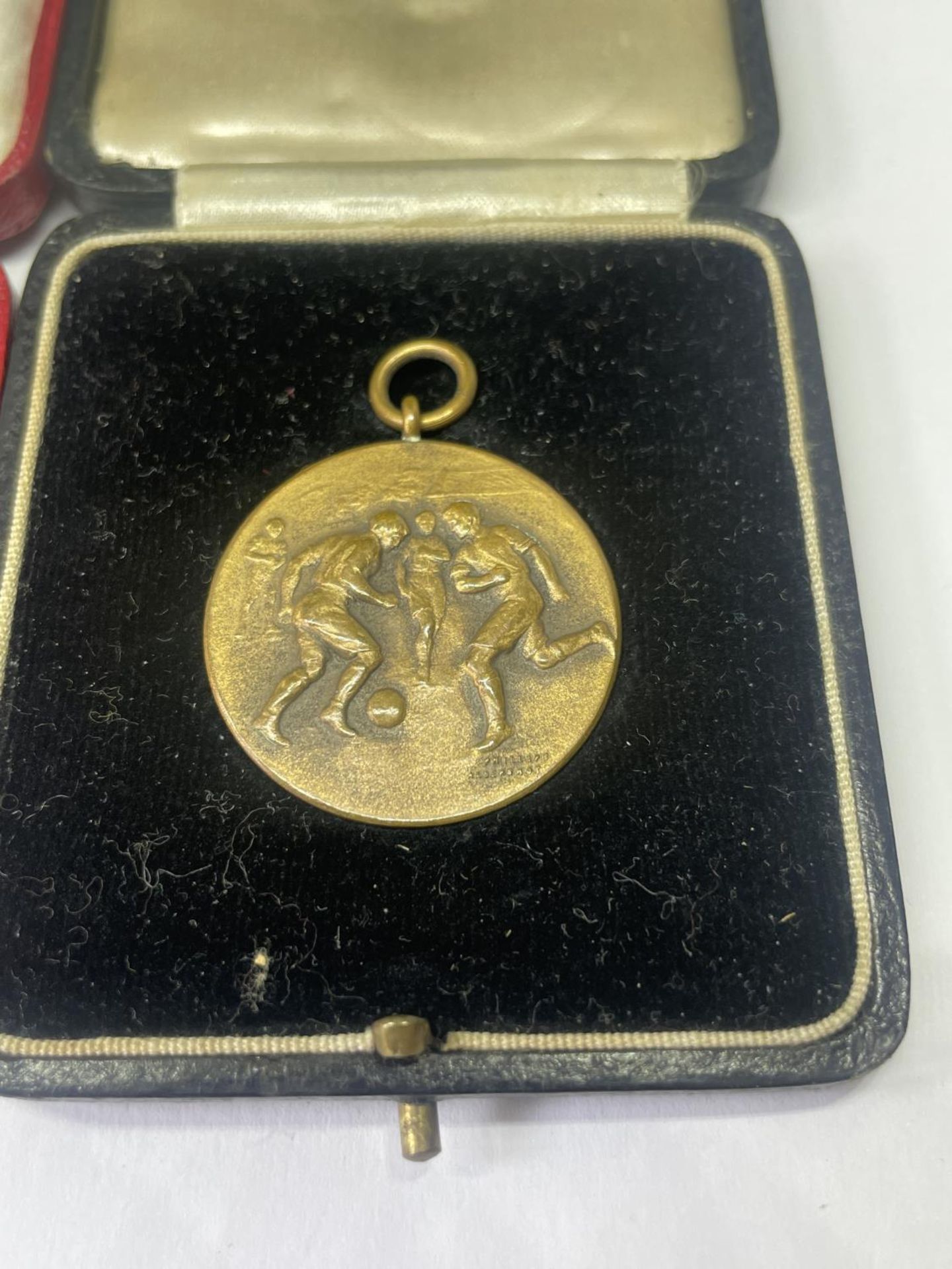 TWO MEDALS EACH IN A BOX - Image 3 of 5