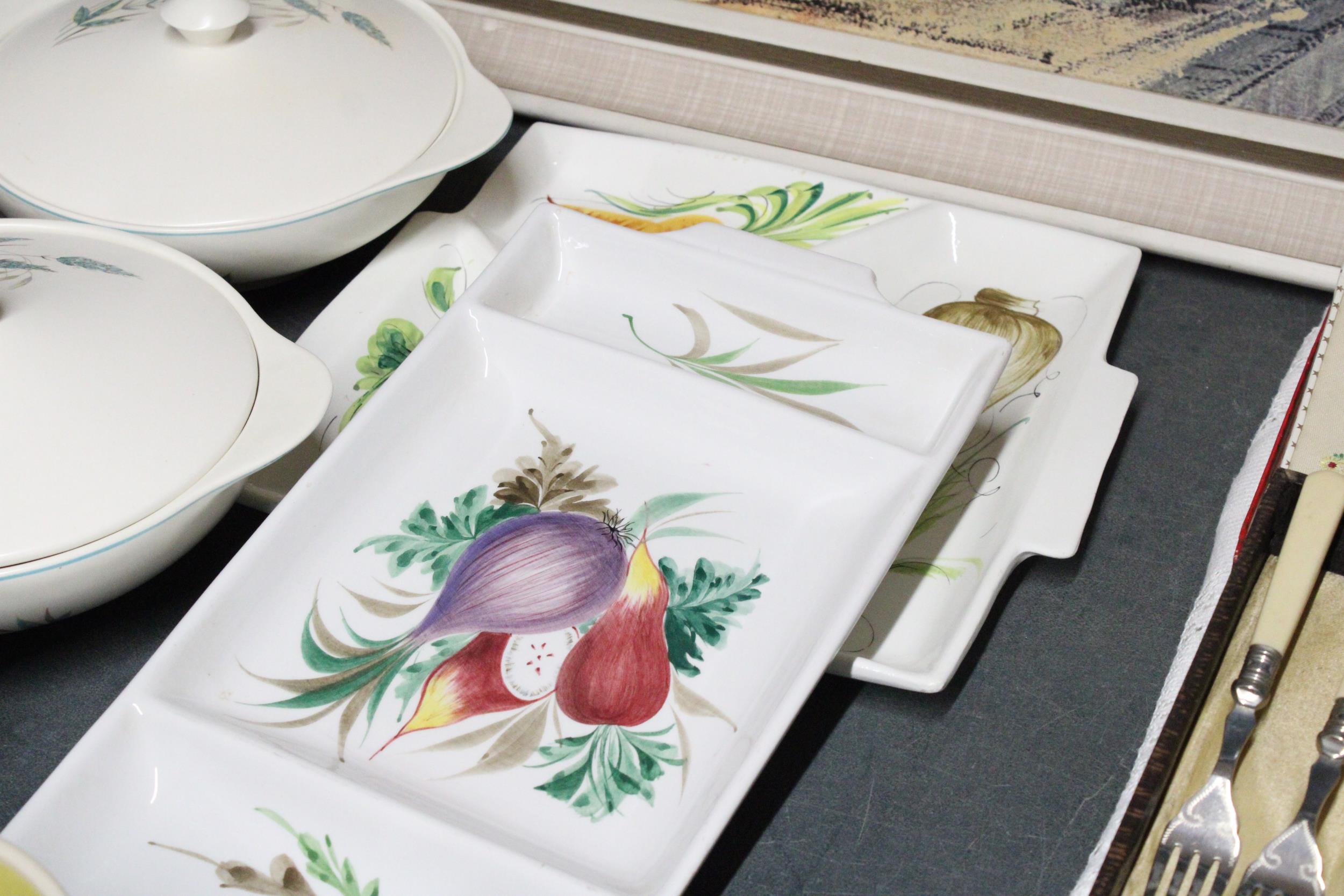 A QUANTITY OF DINNERWARE TO INCLUDE, J G MEAKIN SERVING DISHES AND PLATES, NIBBLES PLATES, A ROYAL - Image 2 of 6