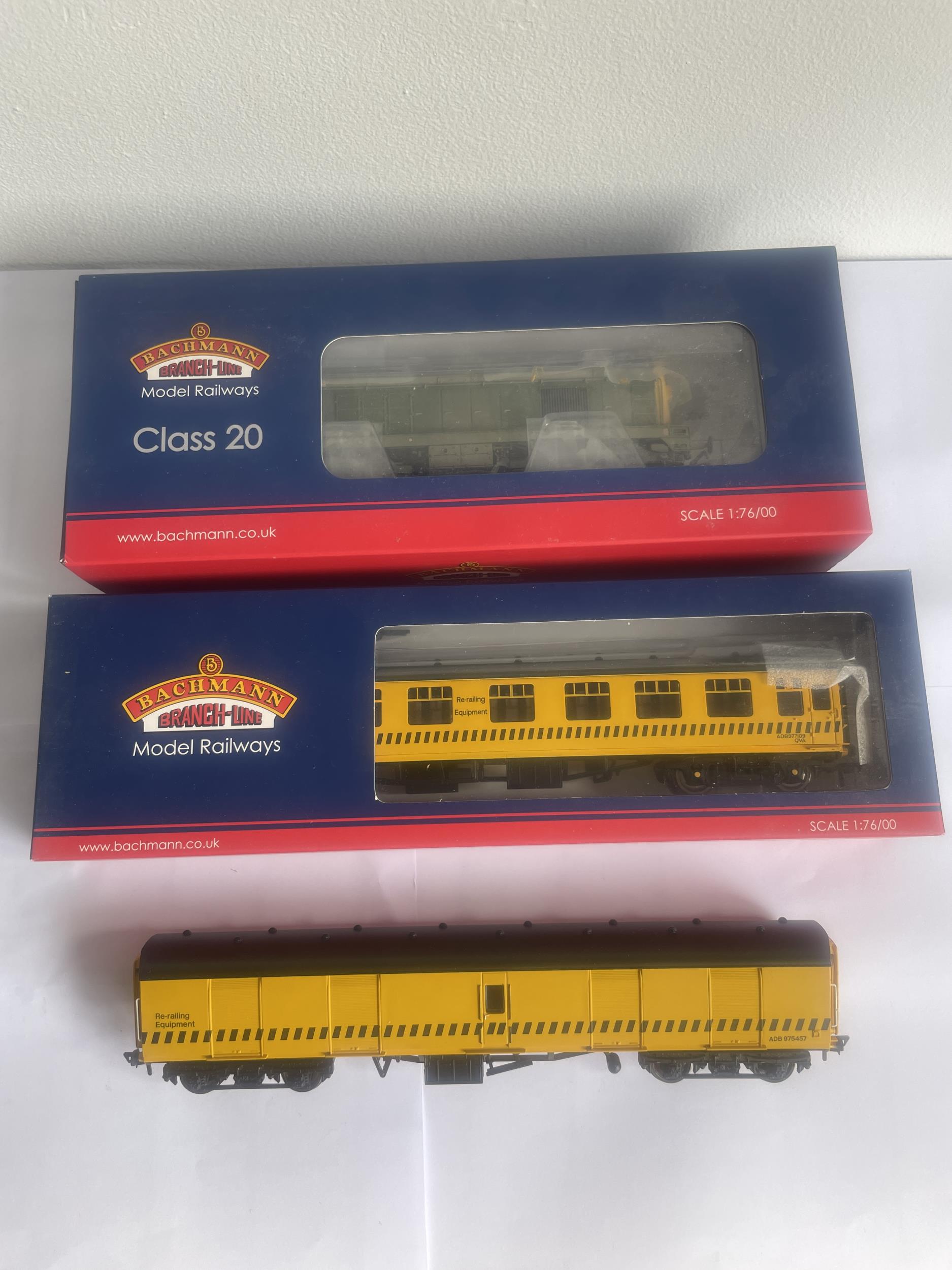 THREE BACHMANN 00 GAUGE TO INCLUDE A BOXED CLASS 20 20141 BR GREEN LOCOMOTIVE AND TWO CARRIAGES