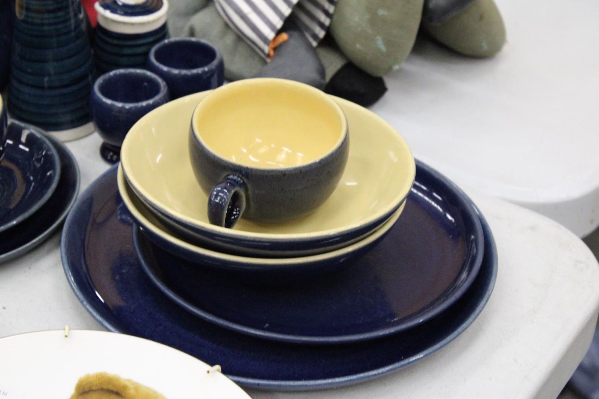 A QUANTITY OF DENBY COBALT BLUE STONEWARE TO INCLUDE A COFFEEPOT, LIDDED TUREEN, CUPS AND SAUCERS, - Image 4 of 6