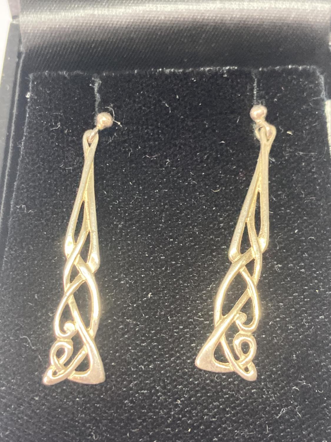 A PAIR OF ARCHIBALD KNOX SILVER EARRINGS IN A PRESENTATION BOX - Image 2 of 3