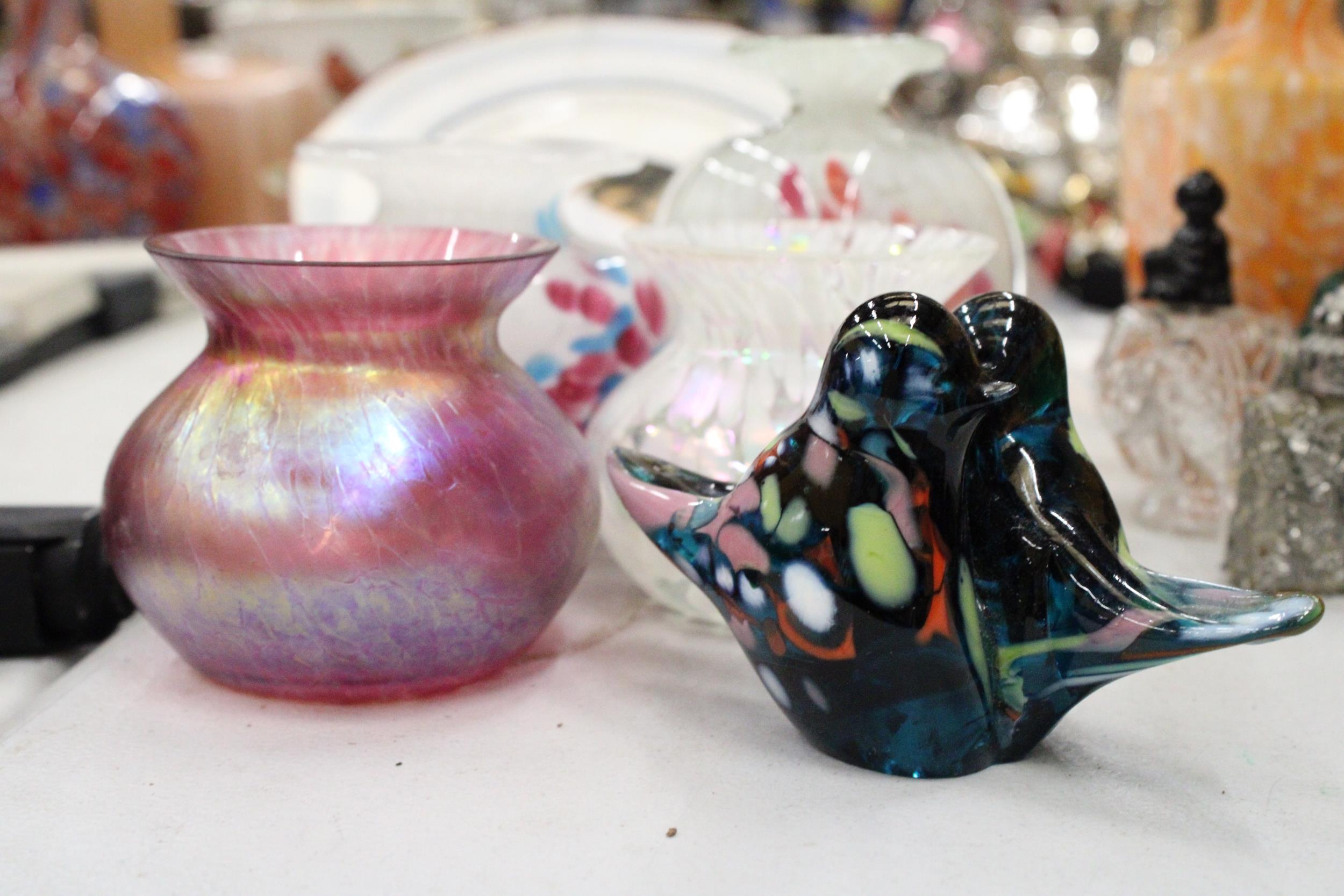 TWO M'DINA VASES, A LOVEBIRDS PAPERWEIGHT AND TWO IRRIDESENT VASES - Image 2 of 4