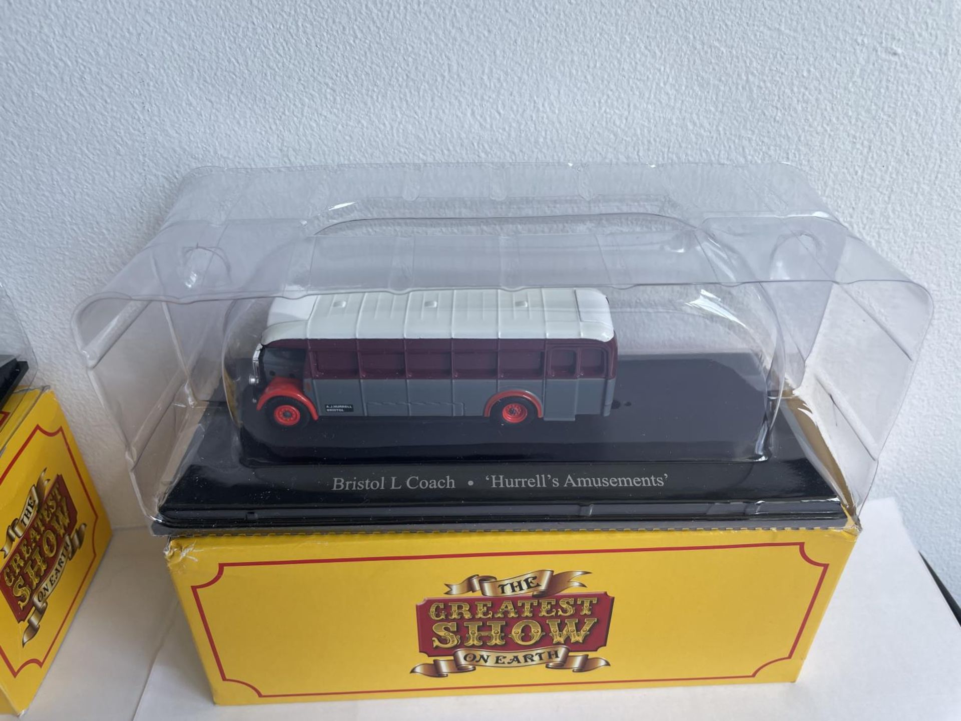 FOUR BOXED THE GREATEST SHOWMAN ON EARTH VEHICLES - Image 15 of 15
