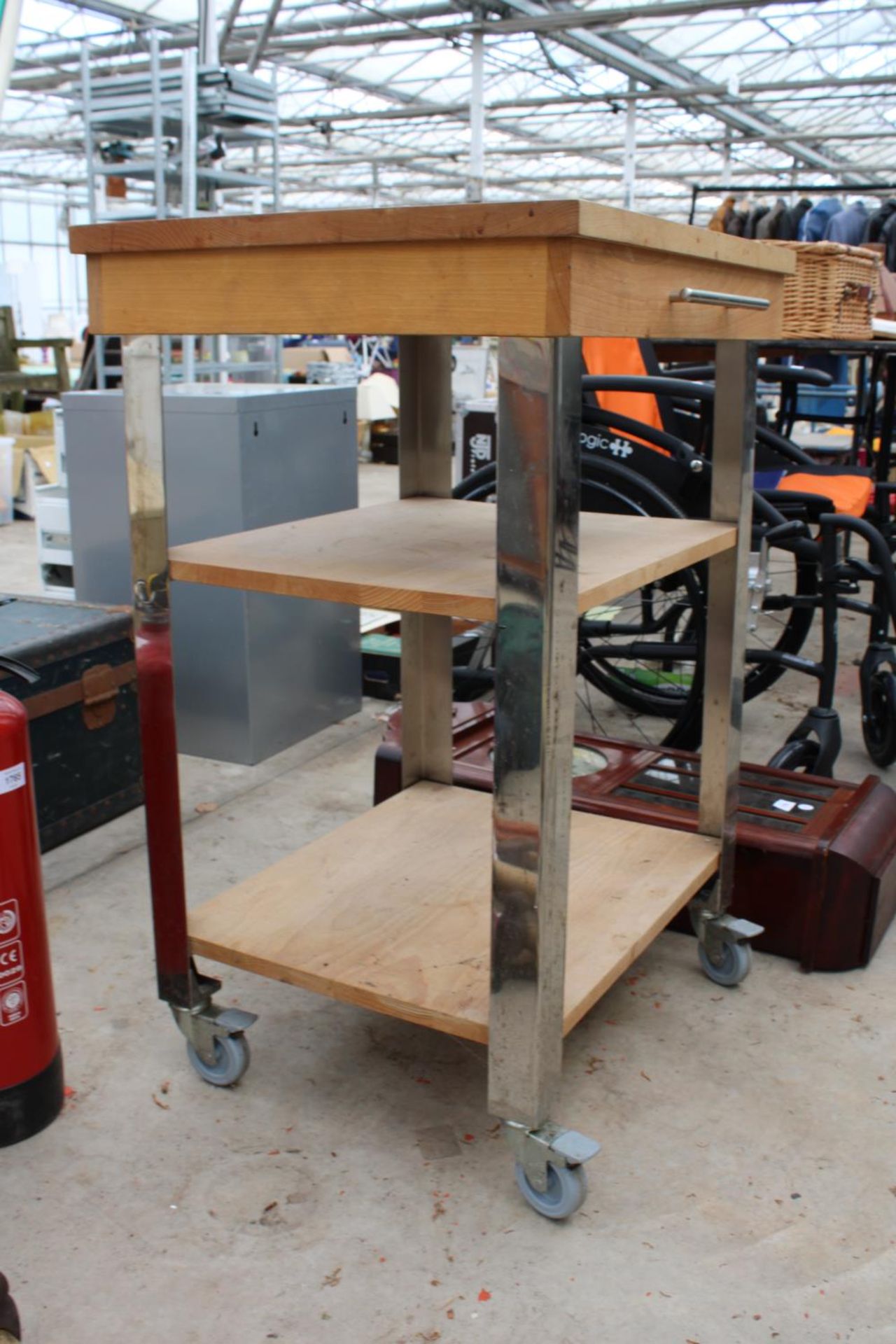 A FOUR WHEELED KITCHEN ISLAND BUTCHERS BLOCK - Image 2 of 2