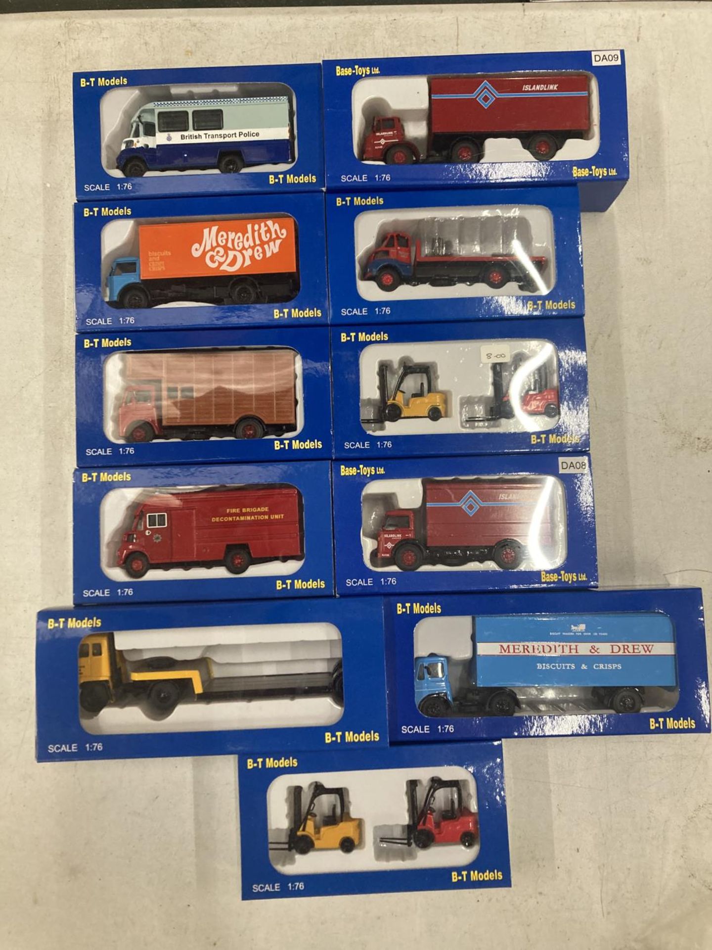 ELEVEN BOXED B-T MODEL VEHICLES 1:76 SCALE