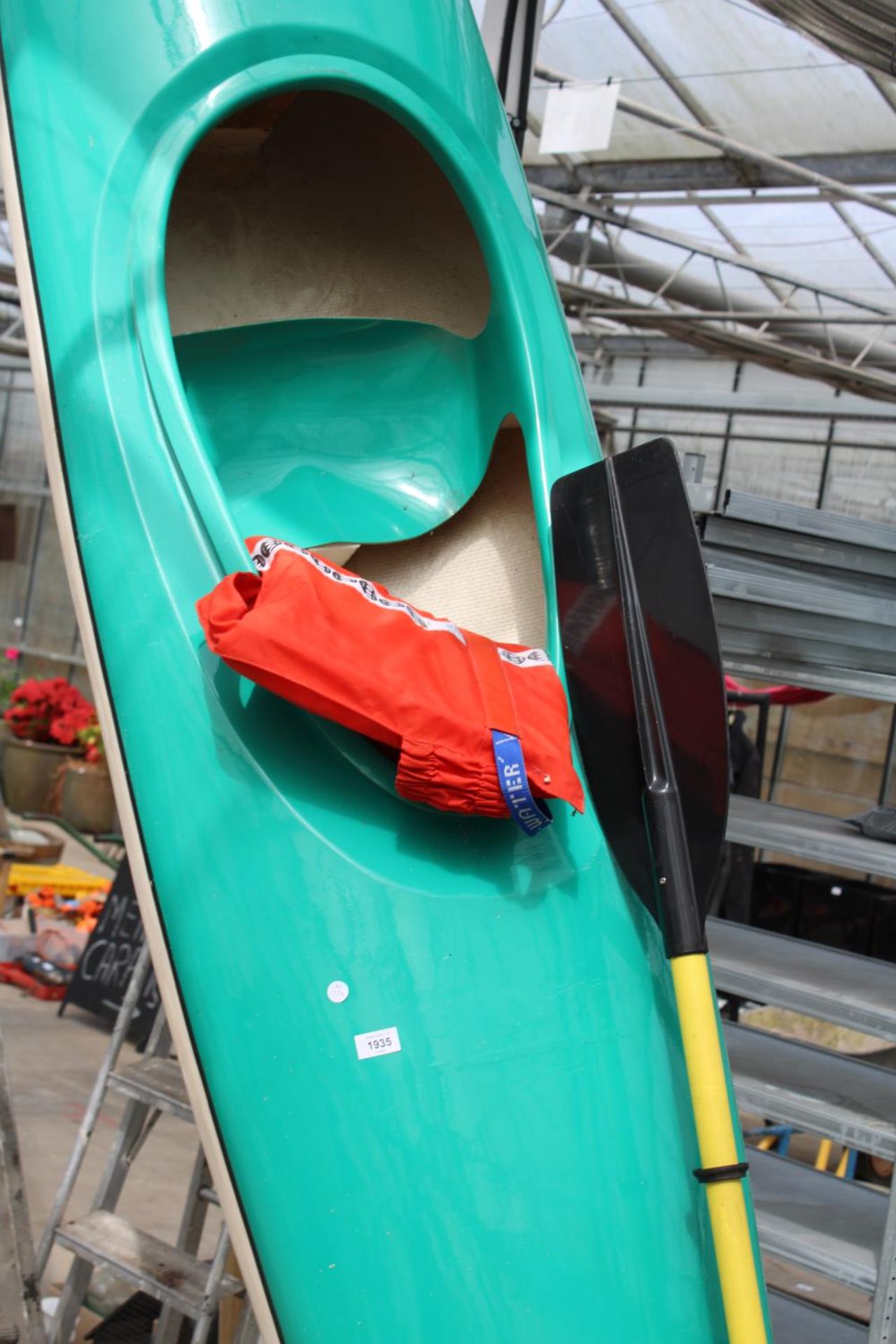 A LARGE GREEN CANOE AND ORE - Image 2 of 5