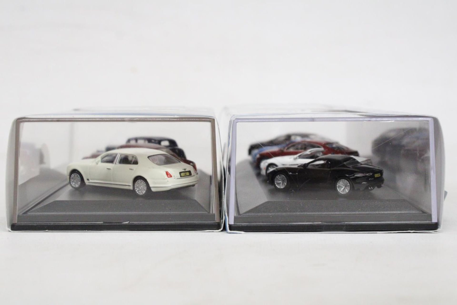 TWO AS NEW AND BOXED OXFORD AUTOMOBILE COMPANY SETS TO INCLUDE A FIVE PIECE JAGUAR XJ AND A THREE - Image 6 of 6