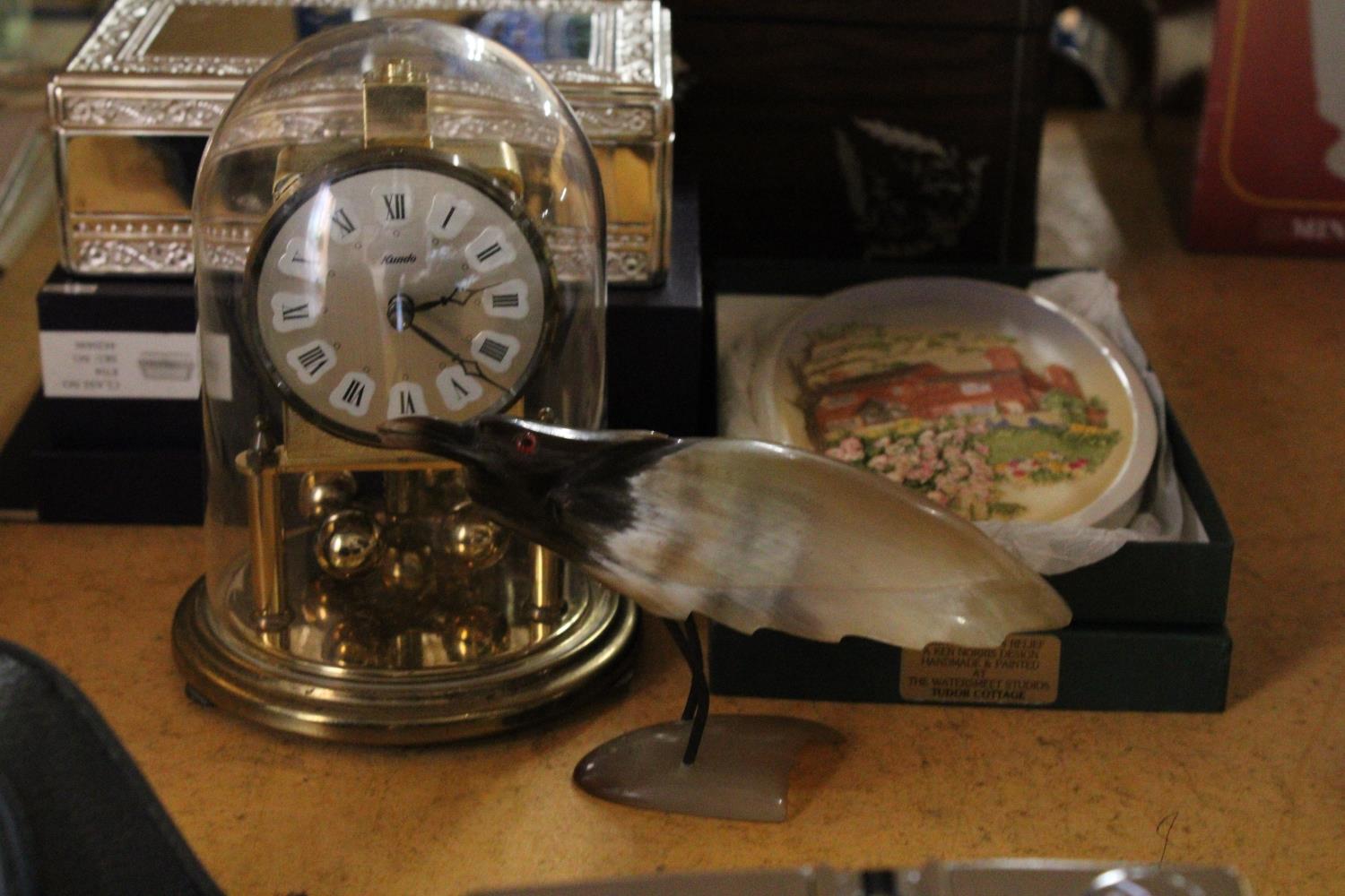 A VINTAGE HALINA 2000 CAMERA, SMALL DOMED ANNIVERSARY CLOCK, MIRRORED BOX, WALL PLAQUE, ETC - Image 3 of 5