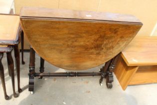 A VICTORIAN WALNUT SUTHERLAND TABLE 41.5" X 35" OPENED