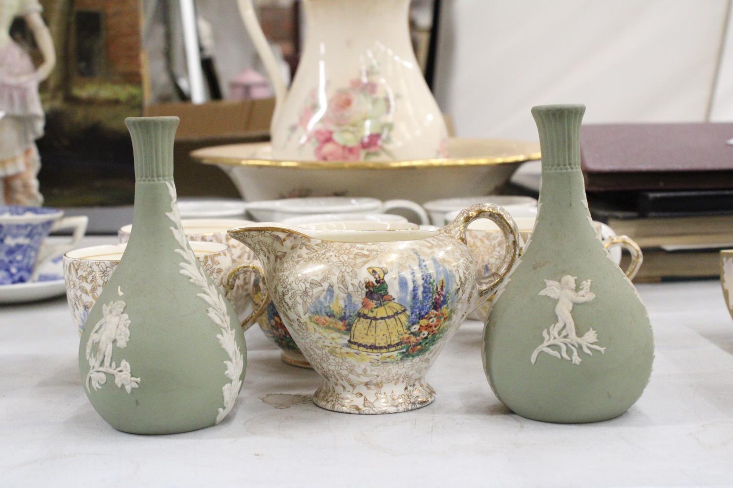 A LARGE VICTORIAN 'BLAKENEY', WASH BOWL AND JUG, PORTMEIRION BOTANIC GARDEN CUPS, A SUGAR BOWL AND - Image 2 of 6