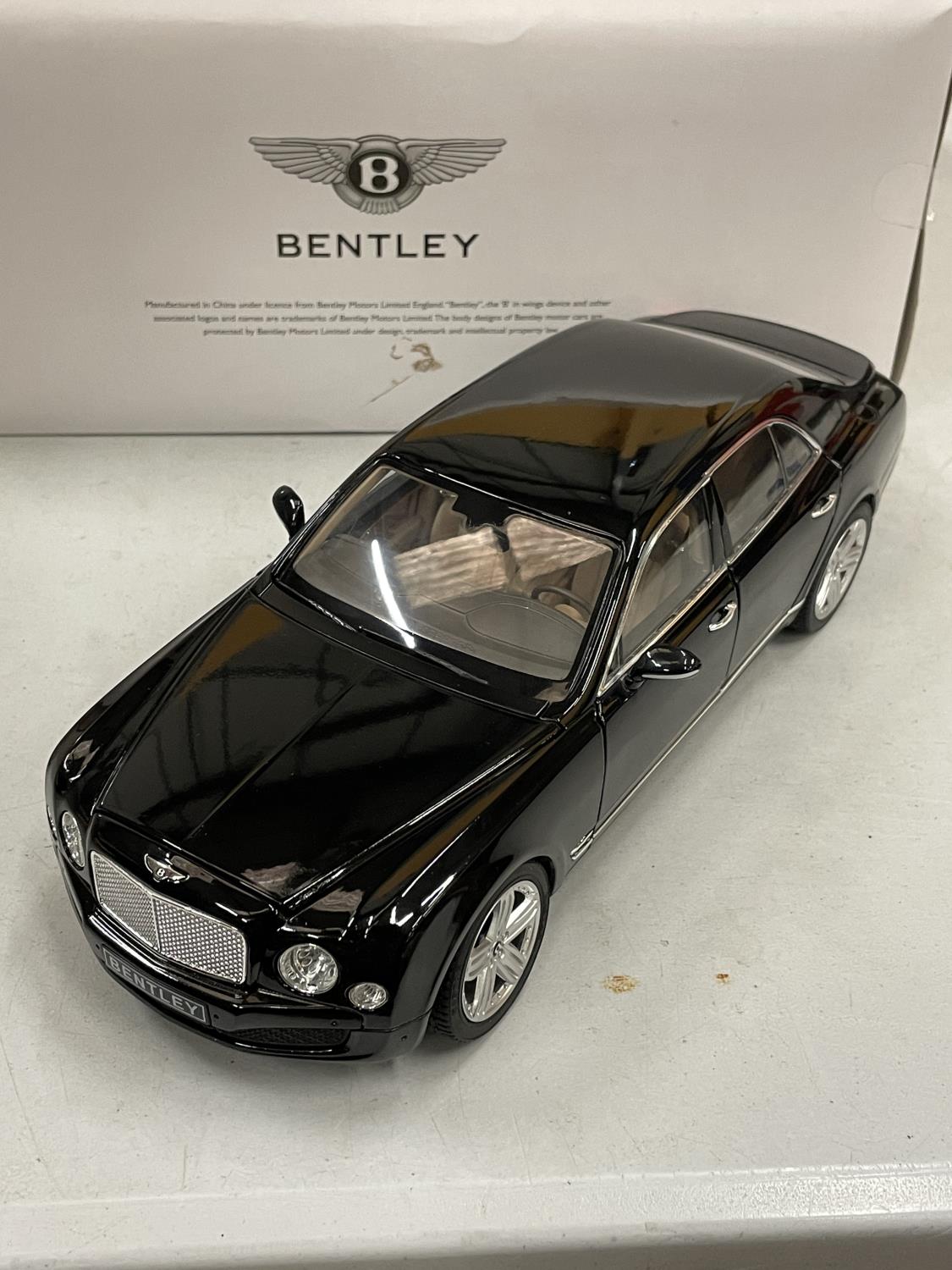 A BOXED MULSANNE BENTLEY MODEL CAR 1:18 SCALE - Image 3 of 6