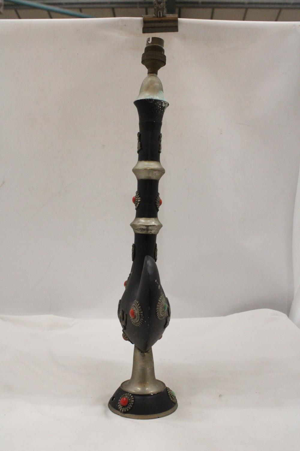 AN ORIENTAL METAL FESTOONED DRAGON LAMP - 19 INCH (H) - Image 3 of 6