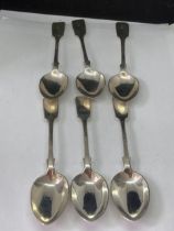 A SET OF SIX VICTORIAN HALLMARKED LONDON SILVER SPOONS GROSS WEIGHT 109 GRAMS