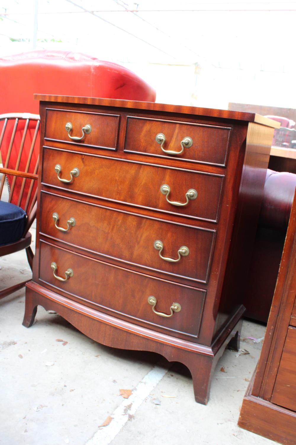 A 19TH CENTURY STYLE MAHOGANY AND CROSSBANDED CHEST OF TWO SHORT AND THREE LONG DRAWERS, 28" WIDE - Image 2 of 4