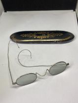 A APIR OF VICTORIAN SILVER SPECTACLES IN A CASE