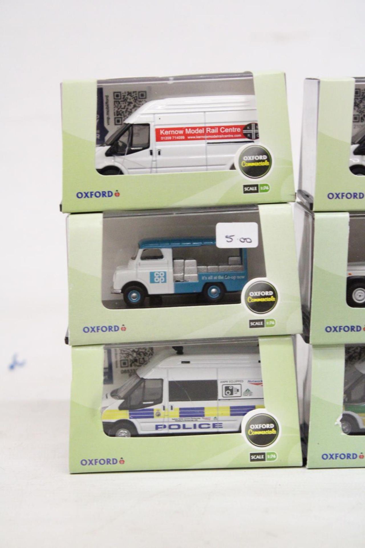 SIX AS NEW AND BOXED OXFORD COMMERCIAL VEHICLES - Image 2 of 8