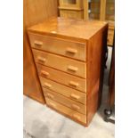 A MODERN LIGHT WOOD CHEST OF SIX DRAWERS, 24" WIDE