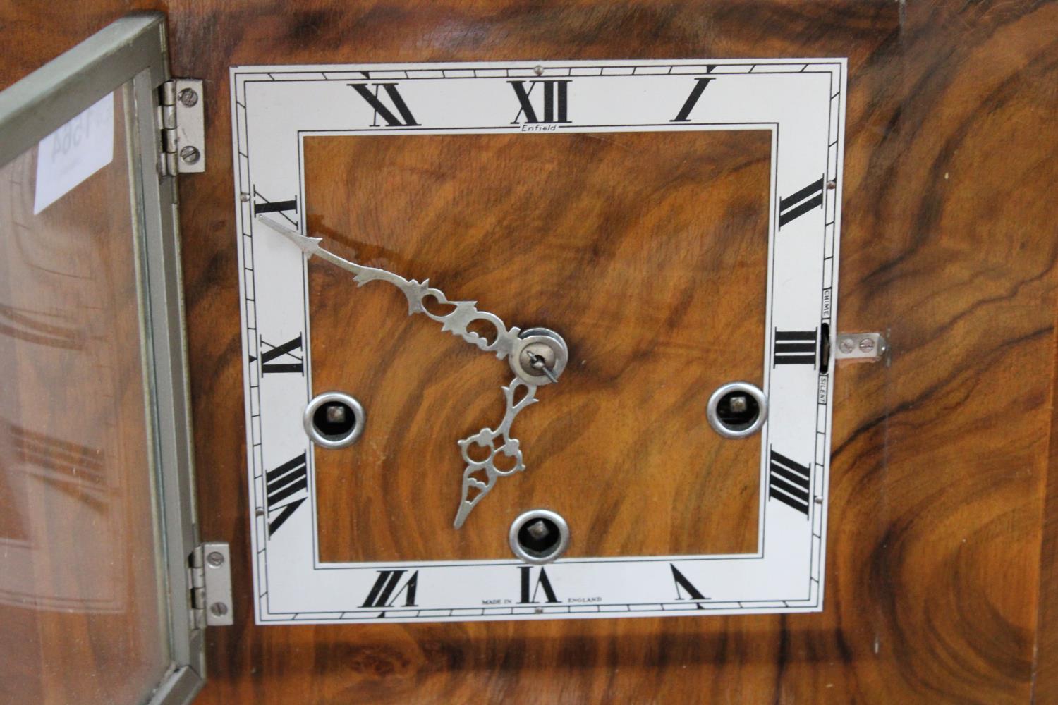 A WALNUT CASED WESTMINISTER CHIMING MANTLE CLOCK - Image 3 of 3