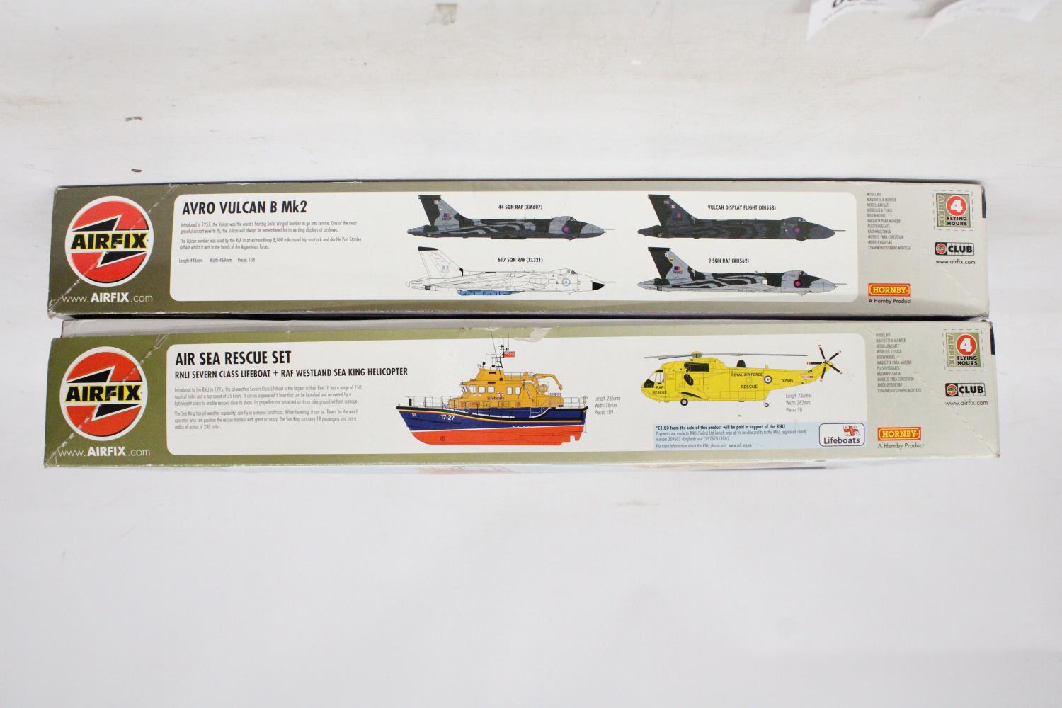 TWO LARGE UNOPENED AIRFIX KITS TO INCLUDE AN AVRO VULCAN B MK2 FALKLANDS WAR 25 YEARS AND A RNLI - Image 4 of 5