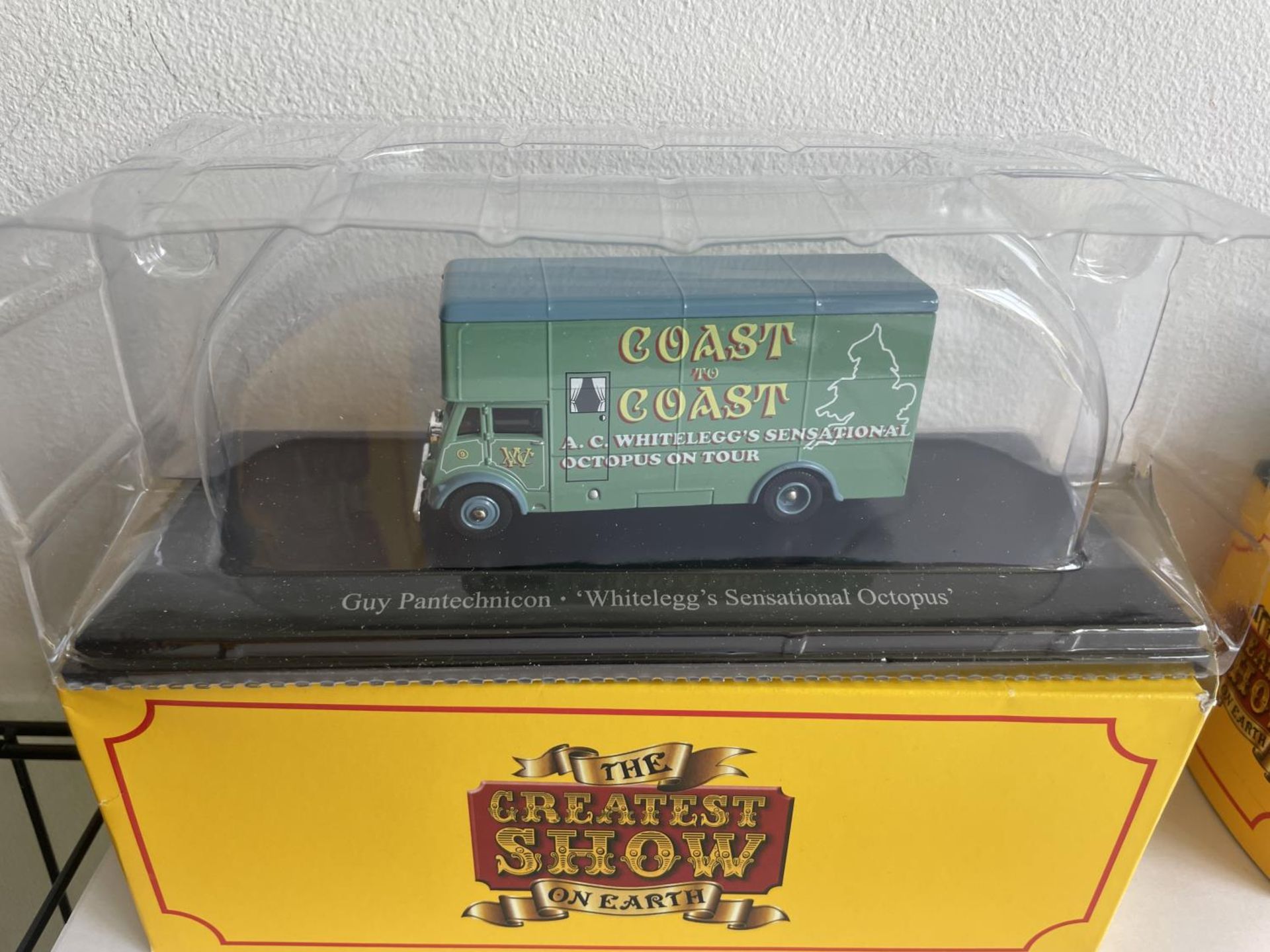 FOUR BOXED THE GREATEST SHOWMAN ON EARTH WAGONS - Image 7 of 10