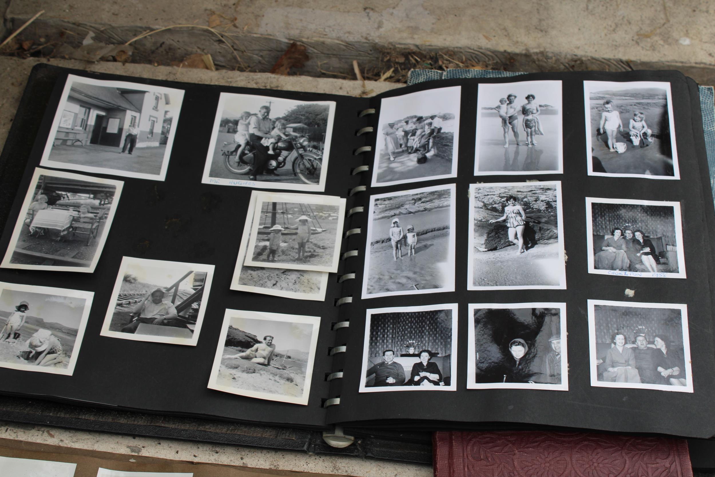AN ASSORTMENT OF VINTAGE PHOTO ALBUMS - Image 9 of 10