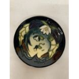 A MOORCROFT LILY PIN DISH