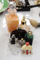 FOUR SMALL VINTAGE SCENT BOTTLES AND FOUR LARGER