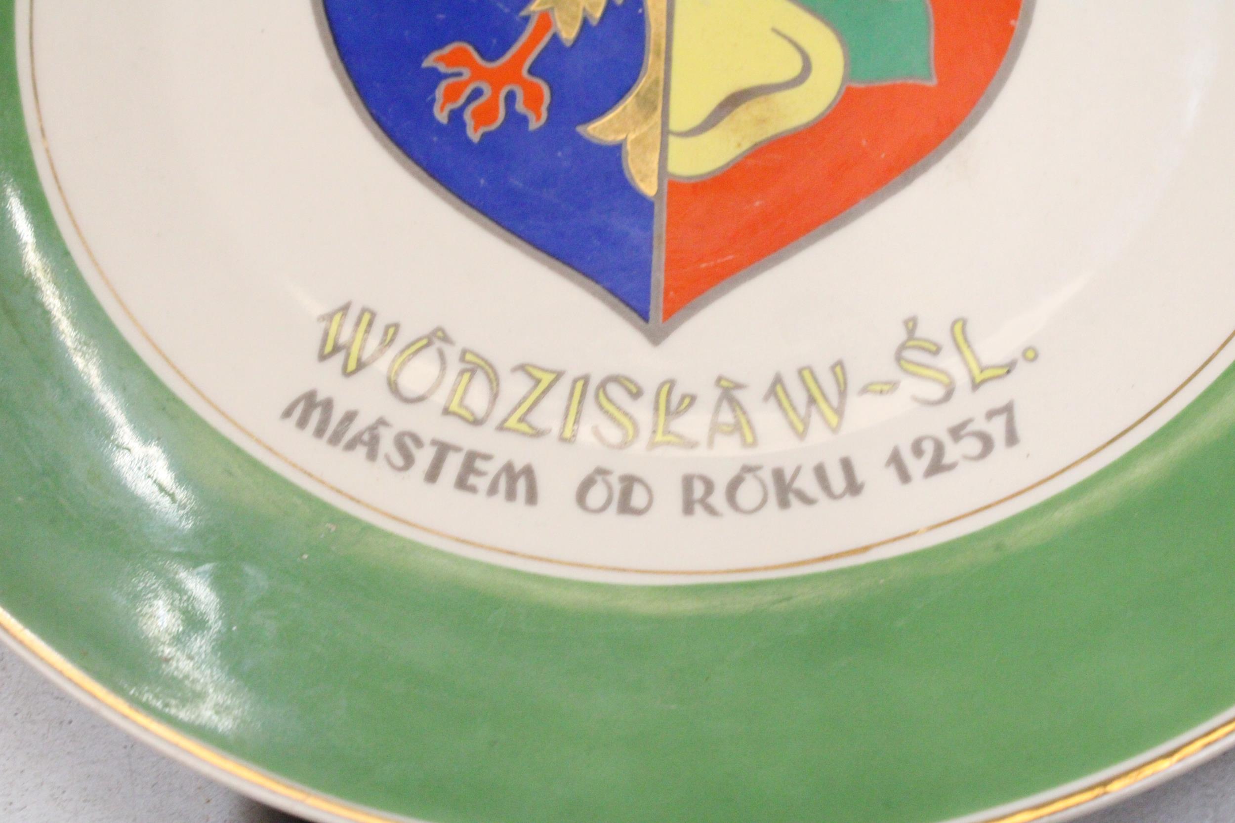 A TULOWICE P. T. POLAND PLATE AND A SIGNED DOG PLATE - Image 6 of 6