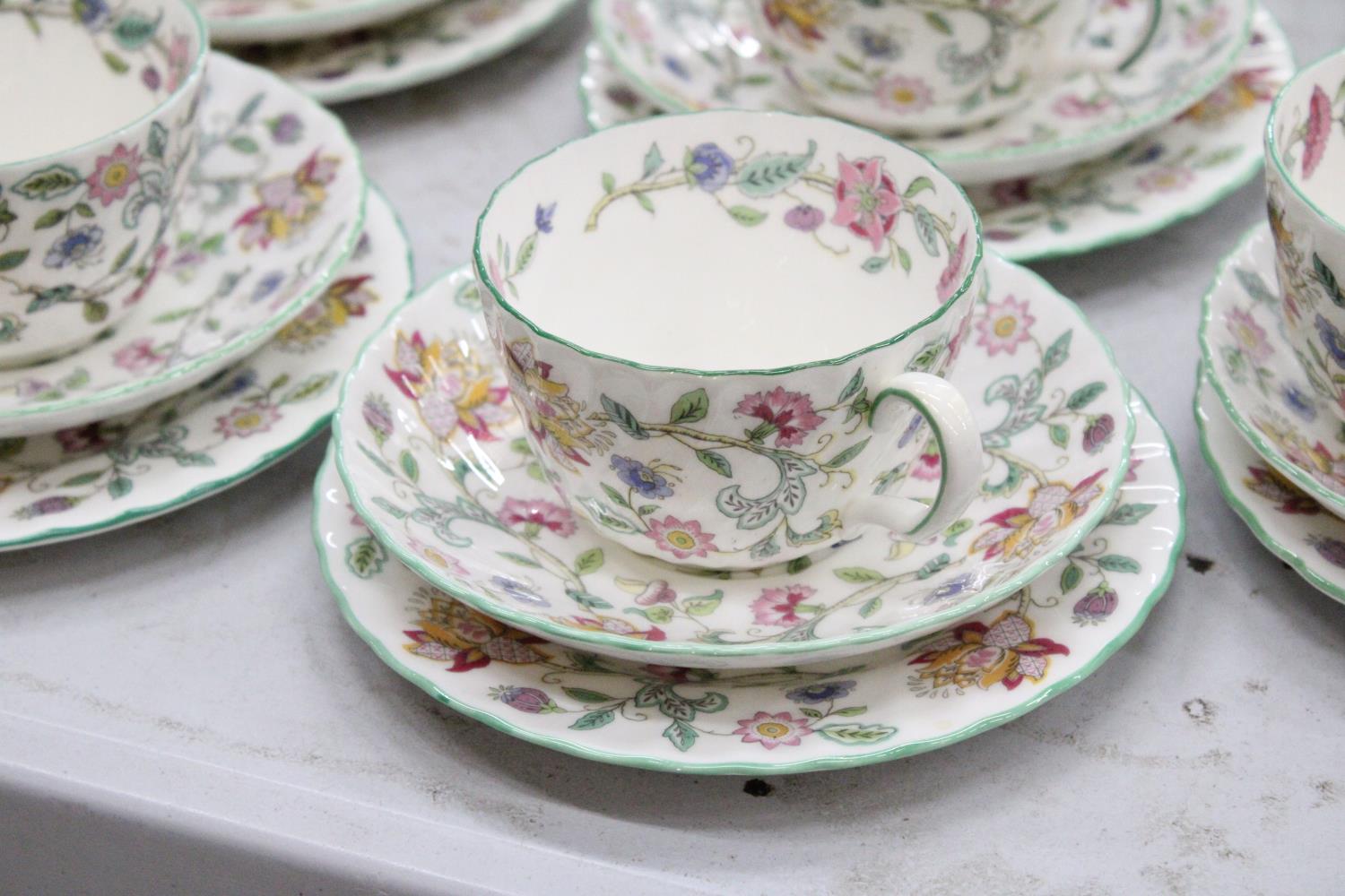 A LARGE MINTON "HADDON HALL" TEA SET TO INCLUDE CUPS, SAUCERS, SIDE PLATES, CAKE PLATES, SUGAR - Image 2 of 6