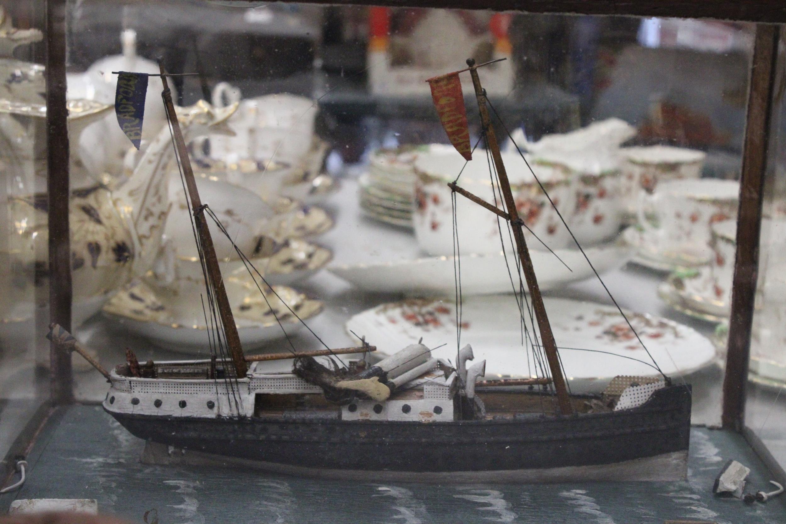 A VICTORIAN SHIPWRECK, SHIP IN A GLASS CASE, 'THE BRADFORD', LENGTH 37CM, HEIGHT 25CM, DEPTH 18CM - Image 2 of 6