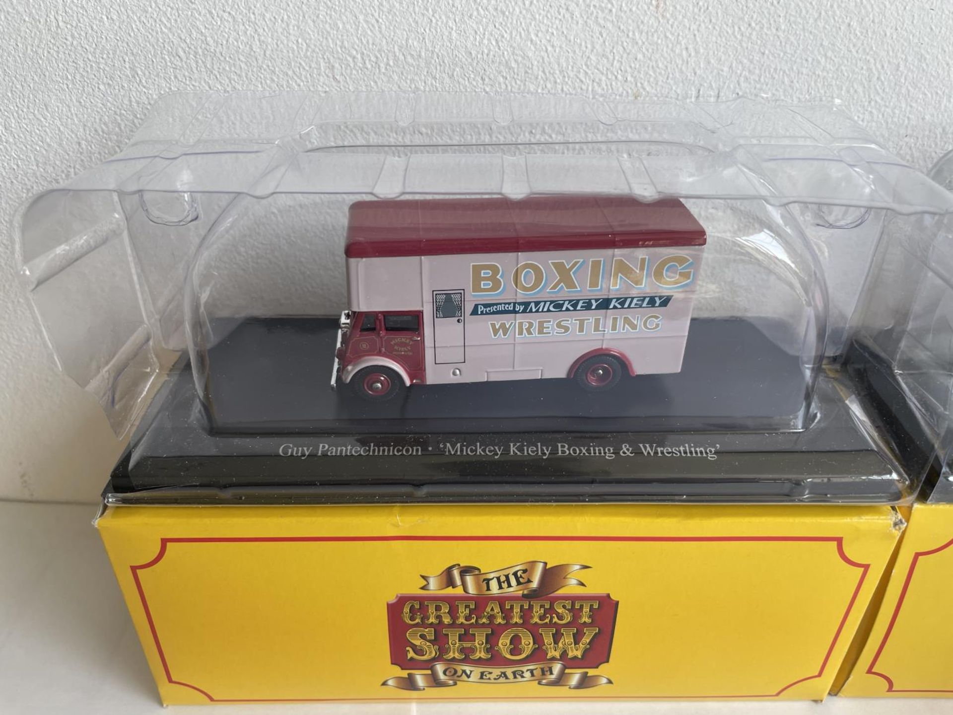 FOUR BOXED THE GREATEST SHOWMAN ON EARTH VEHICLES - Image 4 of 15