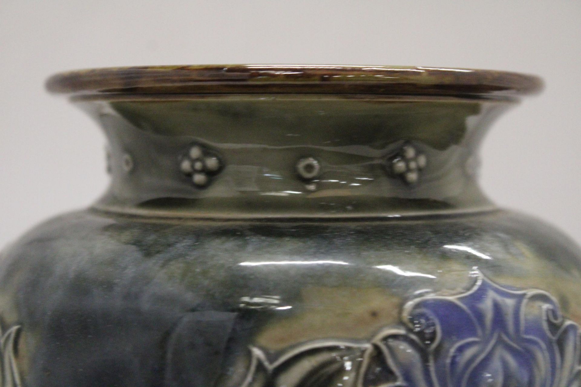 A PAIR OF ROYAL DOULTON LILY PARTINGTON ART NOUVEAU STYLE VASES WITH RELIEF FLOWERS - Image 6 of 7