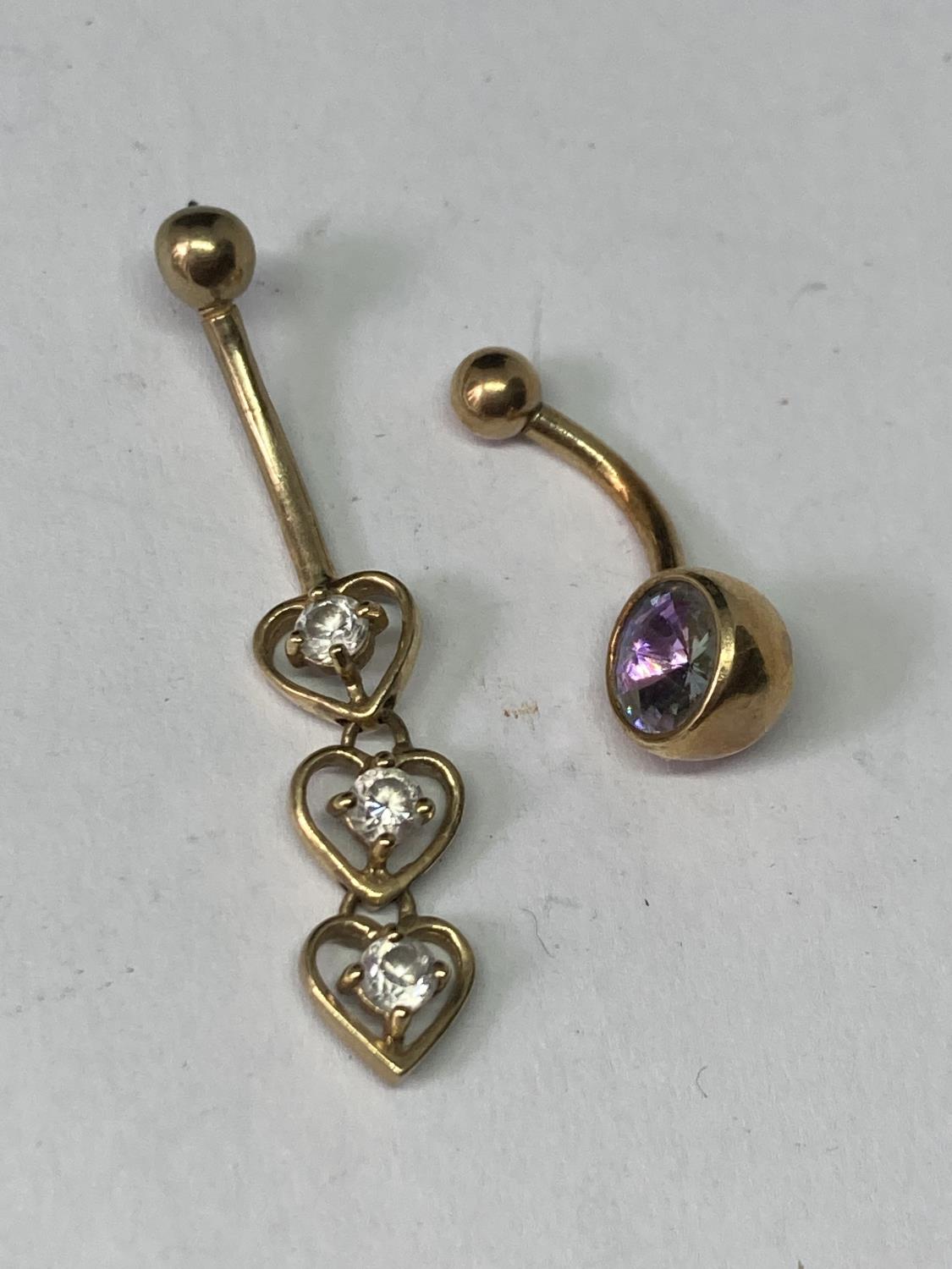 FOUR 9 CARAT GOLD BELLY BUTTON BARS - Image 3 of 3
