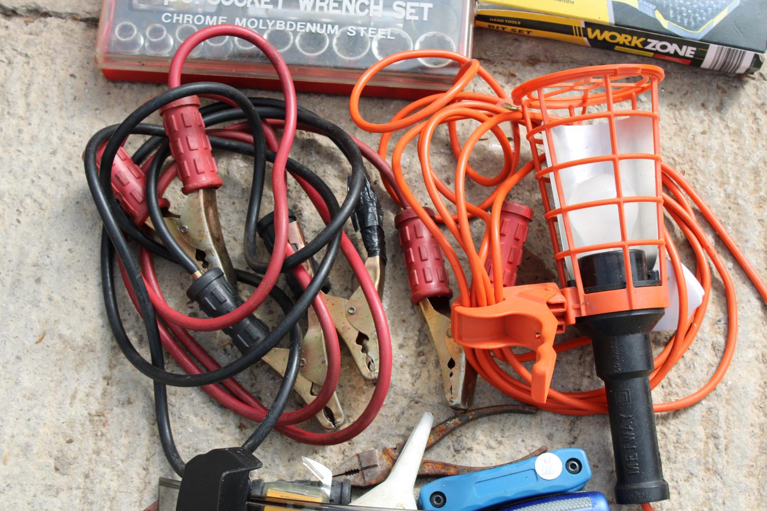 AN ASSORTMENT OF TOOLS TO INCLUDE JUMP LEADS, MOTORBIKE SPARES AND SOCKET SETS ETC - Image 3 of 4