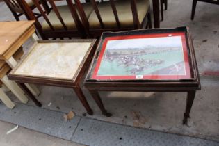 A MID 20TH CENTURY TRAY/TABLE ENCLOSING CEVIL ALDIN RACING PRINT AND WALNUT TRAY/TABLE