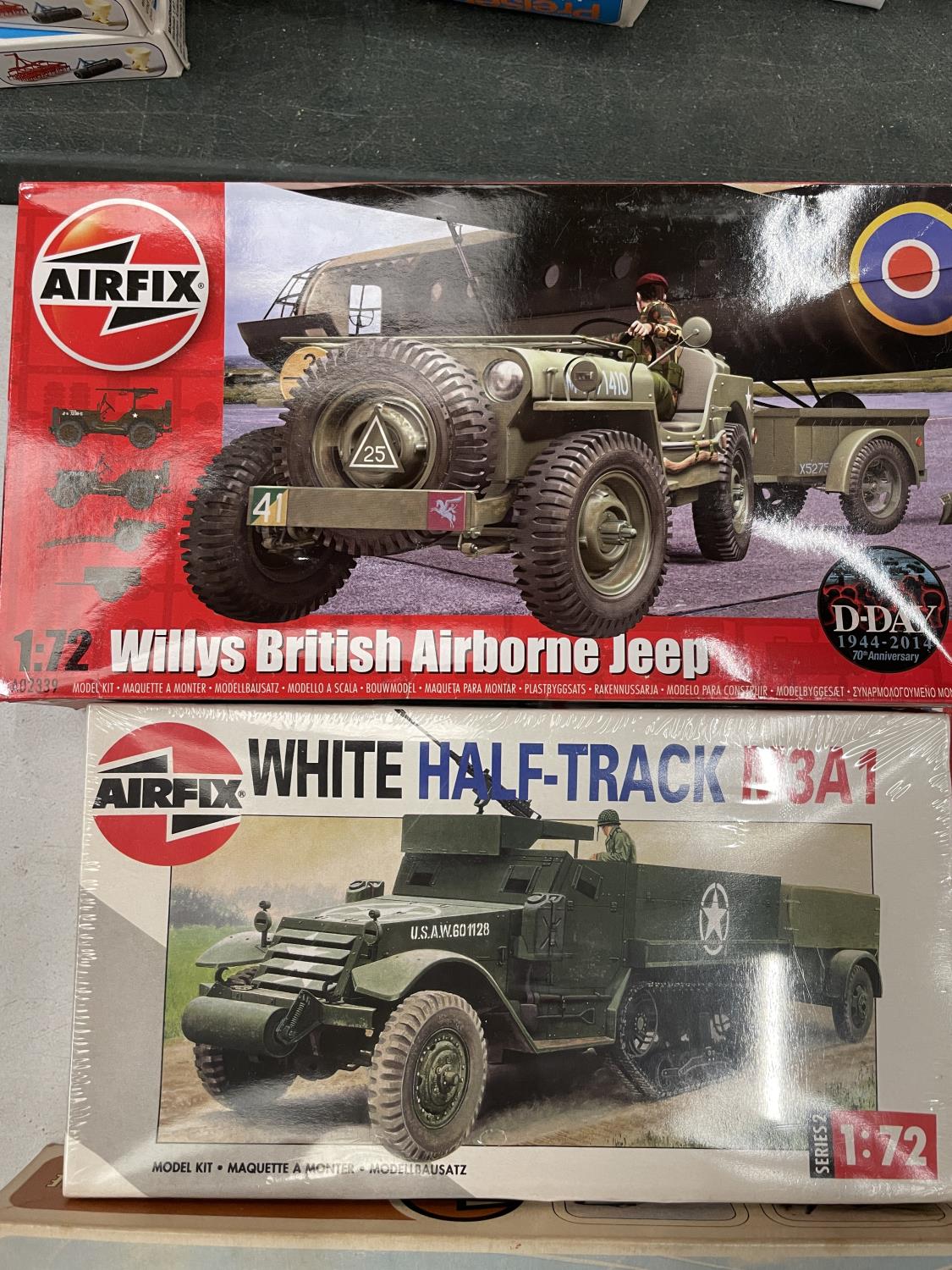 TEN BOXED AIRFIX MILITARY VEHICLE AND AIRPLANE KITS - Image 2 of 6