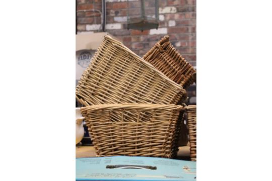 TWELVE WICKER BASKETS OF VARIOUS SHAPES AND SIZES - Image 2 of 4