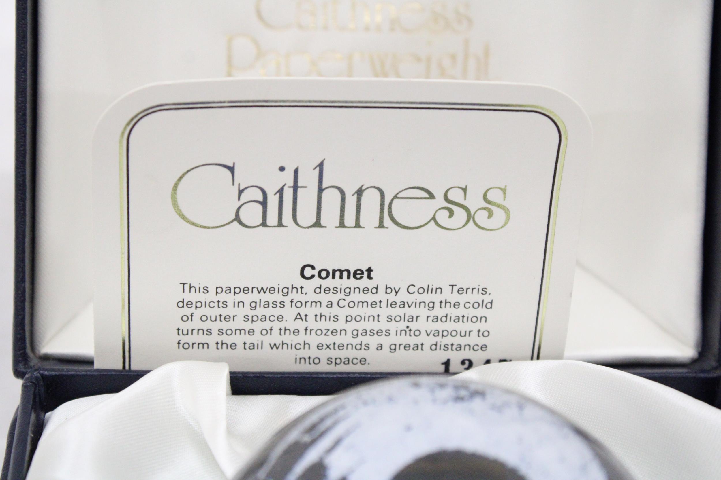 A BOXED CAITHNESS, LIMITED EDITION, 1347/3000, 'COMET' PAPERWEIGHT - Image 3 of 5