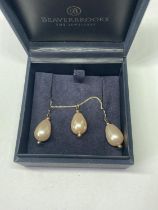 A BEAVERBROOKS SILVER AND PEARL NECKLACE SET