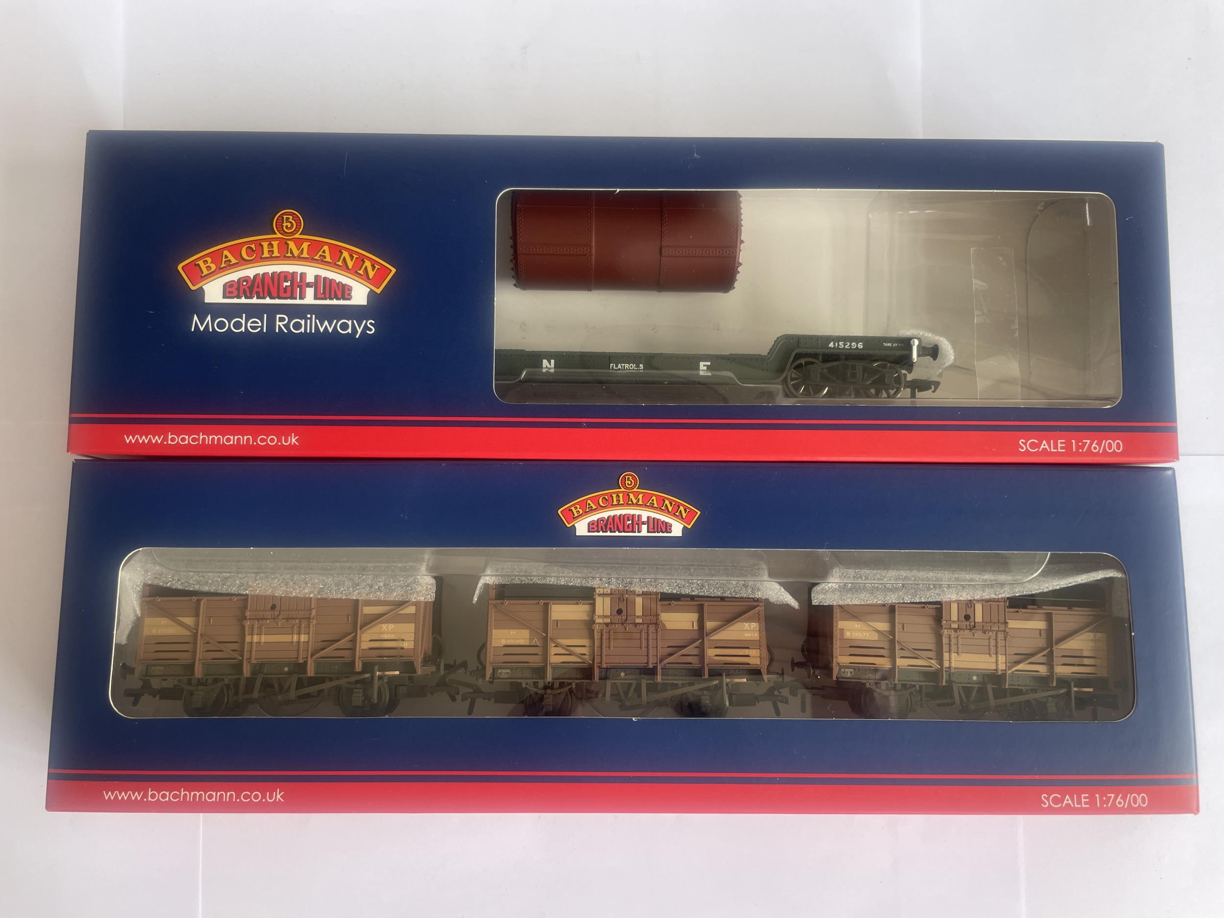 FOUR BOXED BACHMANN 00 GAUGE FREIGHT CARRIAGES - Image 2 of 3